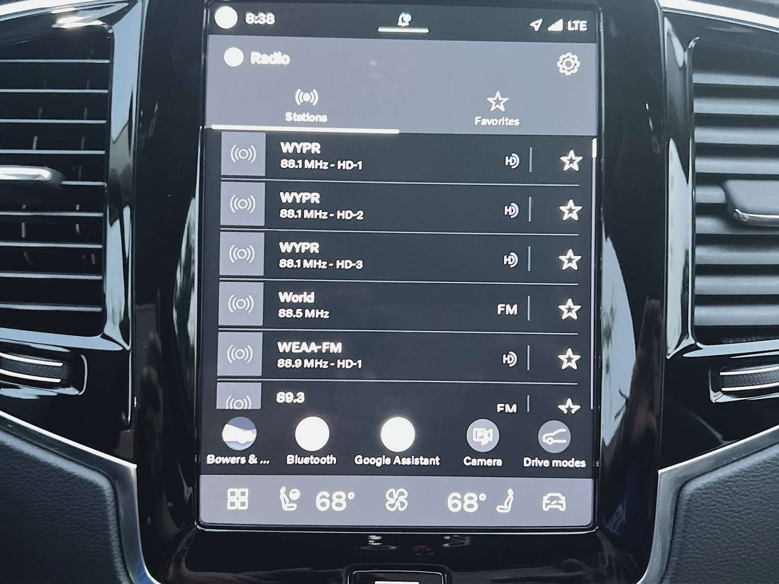 Certified 2024 Volvo XC90 T8 Ultimate w/ Protection Package AWD/4WD image 18