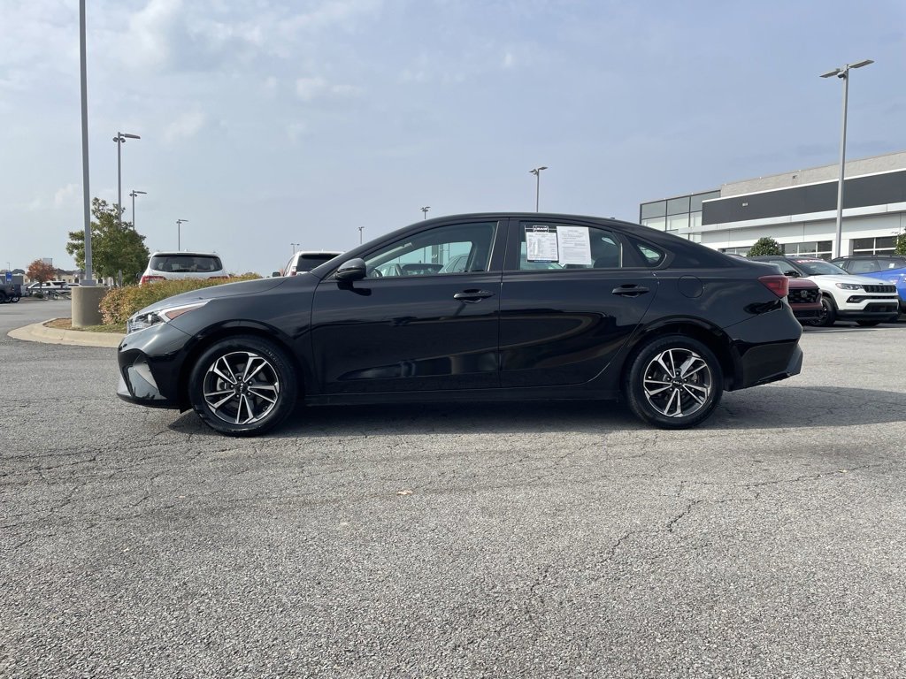 Used 2024 Kia Forte LXS image 4