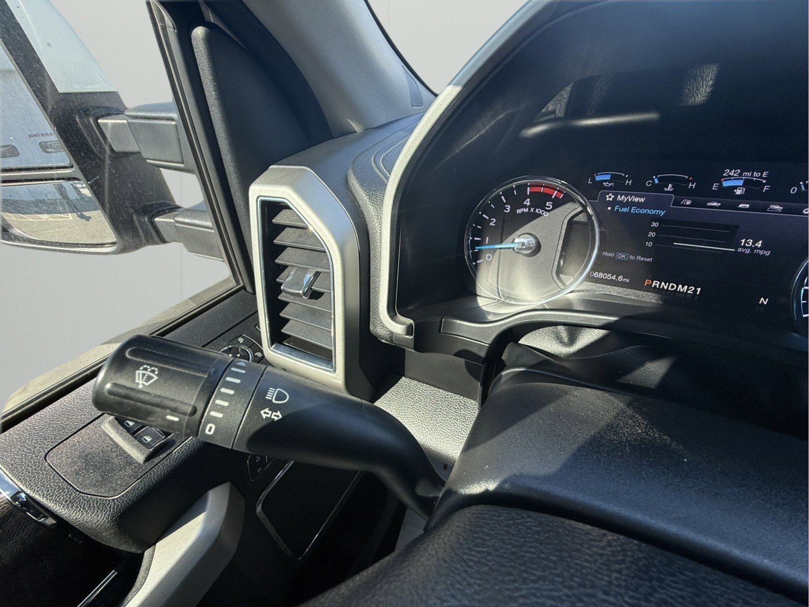 Used 2019 Ford F250 Lariat w/ Lariat Value Package image 19