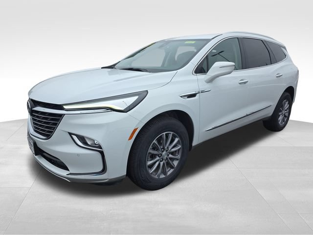Used 2022 Buick Enclave Essence w/ Trailering Package, 5000 lbs.