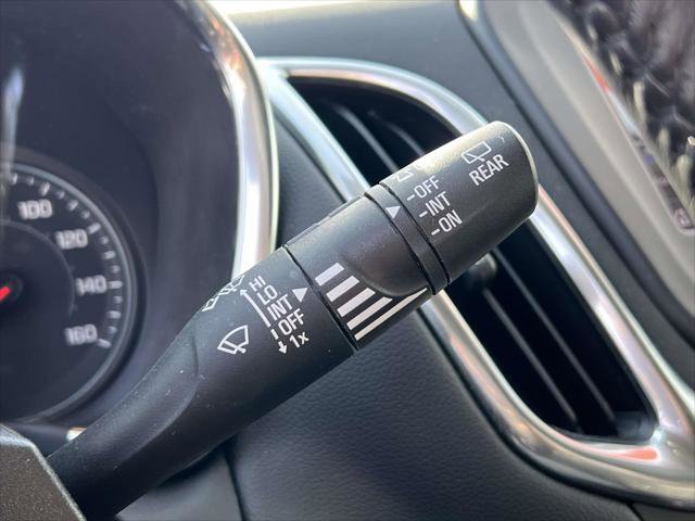 Used 2022 Chevrolet Equinox LT image 25