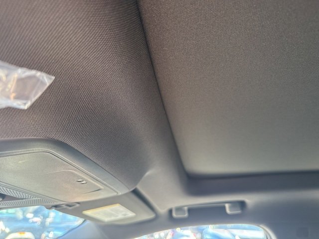 New 2026 GMC Terrain AT4 w/ Convenience Package III image 23