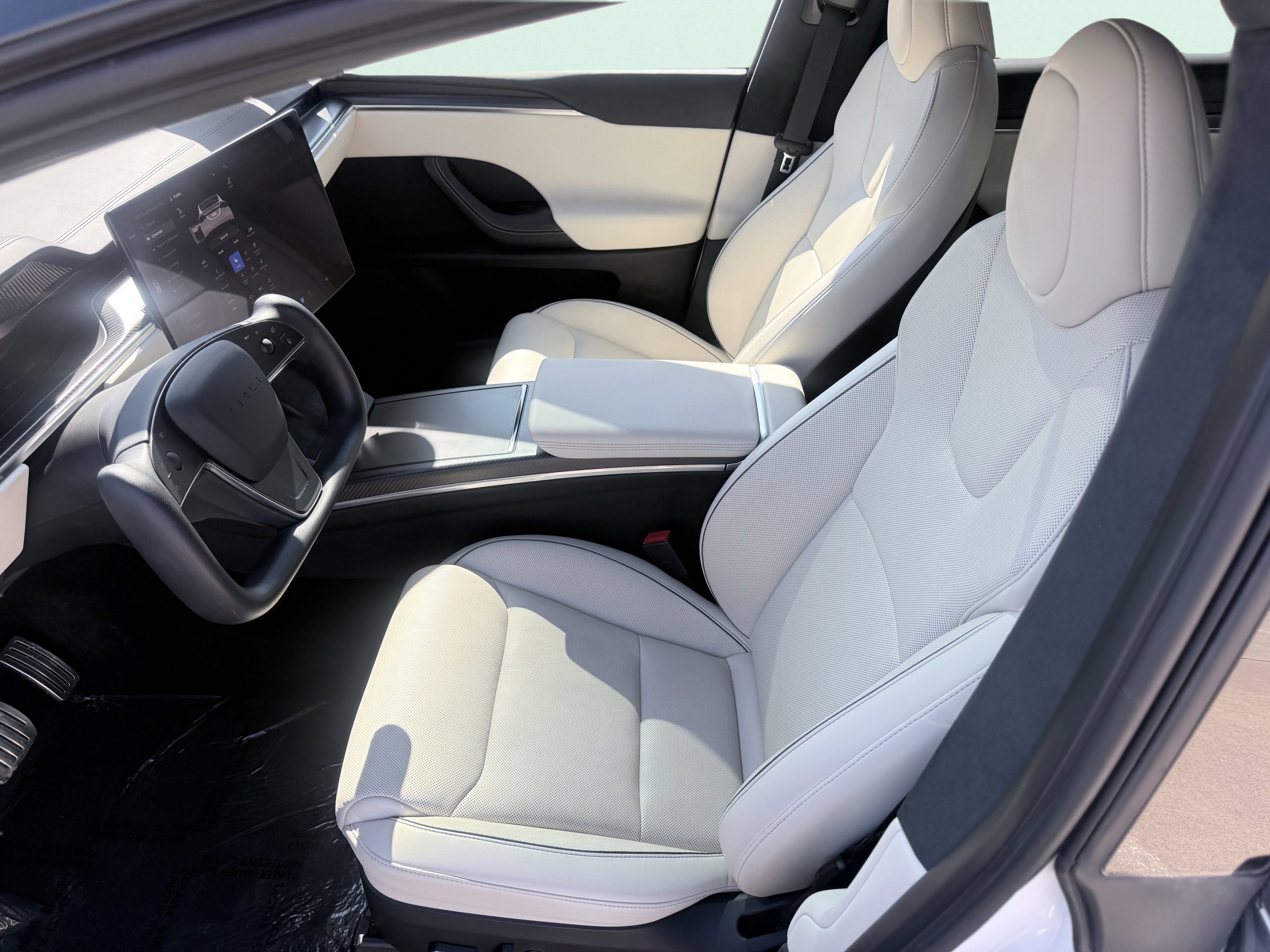 Used 2022 Tesla Model X Plaid image 33