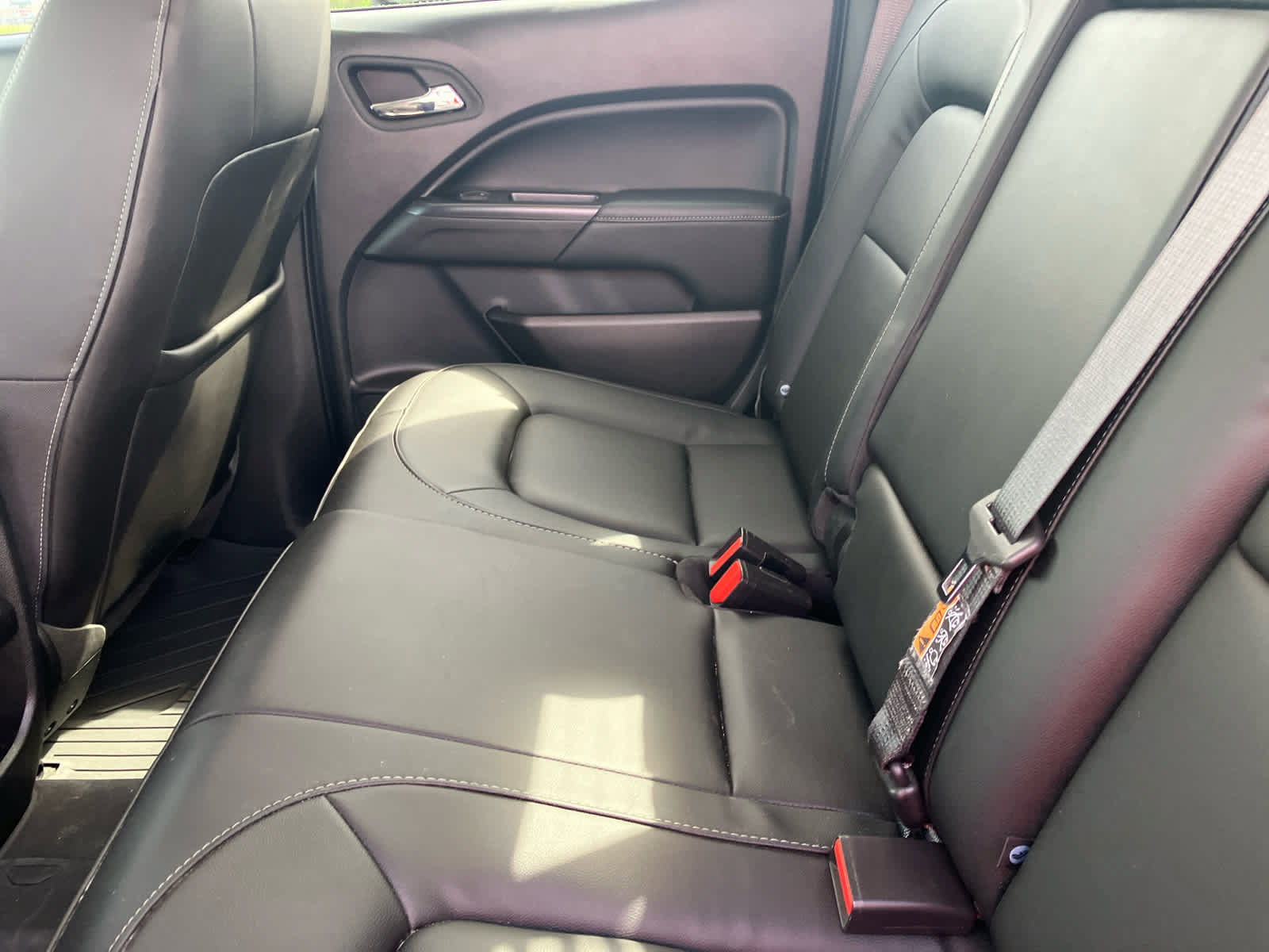 Used 2022 GMC Canyon Elevation w/ Elevation Premium Package AWD/4WD image 34