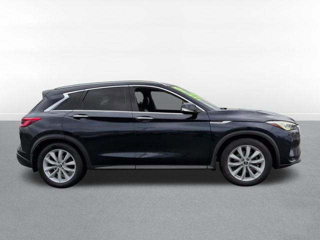 Used 2019 INFINITI QX50 Essential w/ Premium Heat Package image 4