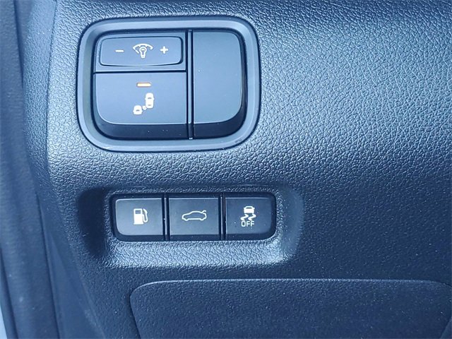 Used 2018 Kia Optima LX w/ 17" Alloy Wheels Package image 29