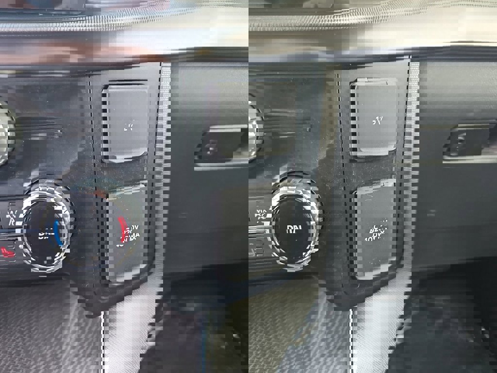 Used 2023 Ford F150 Platinum w/ Equipment Group 701A High image 27