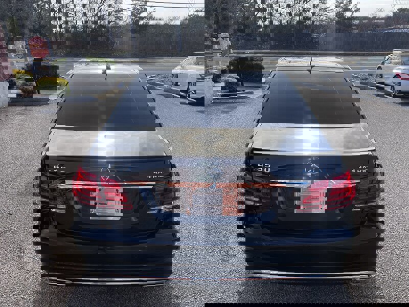 Used 2014 Mercedes-Benz E 350 4MATIC Sedan image 6