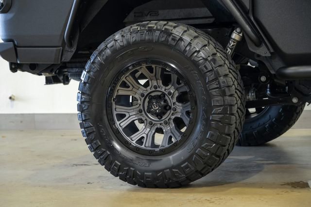 Used 2025 Jeep Gladiator Sport AWD/4WD image 41