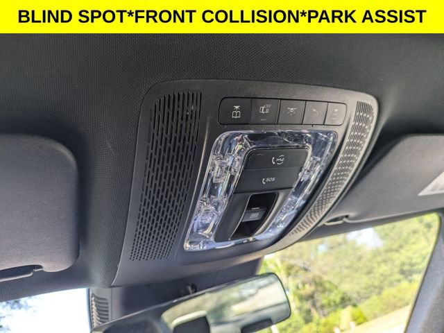 Used 2025 Mercedes-Benz CLA 250 4MATIC image 24