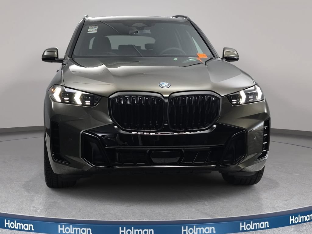 New 2026 BMW X5 xDrive50e w/ M Sport Package AWD/4WD image 2