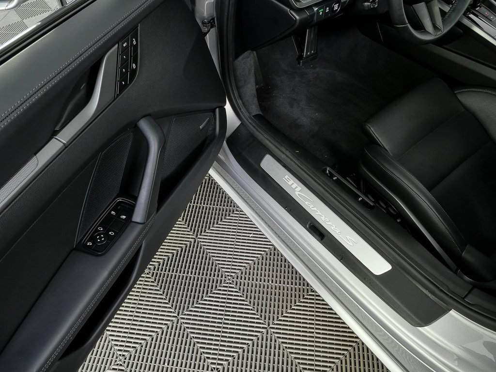 Certified 2025 Porsche 911 Carrera S image 8