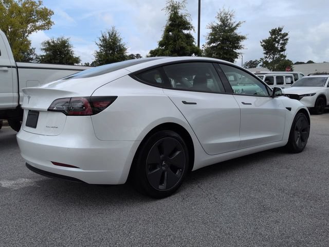 Used 2022 Tesla Model 3 Long Range AWD/4WD image 3