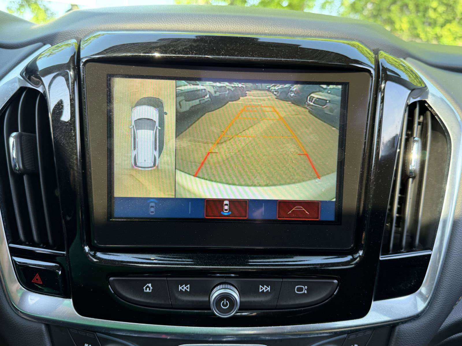 Used 2018 Chevrolet Traverse Premier AWD/4WD image 30