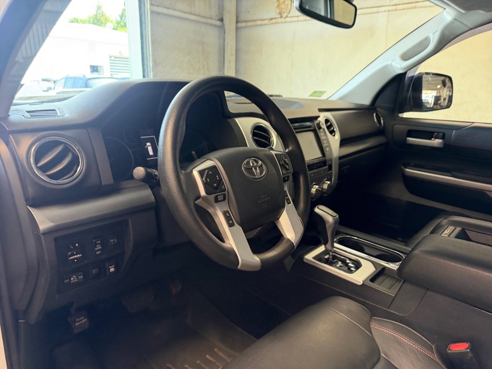 Certified 2019 Toyota Tundra TRD Pro AWD/4WD image 32