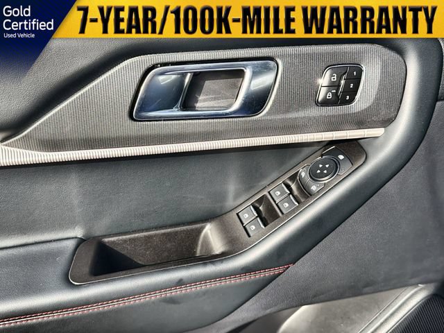 Used 2026 Ford Explorer ST-Line w/ ST-Line Street Pack RWD image 16