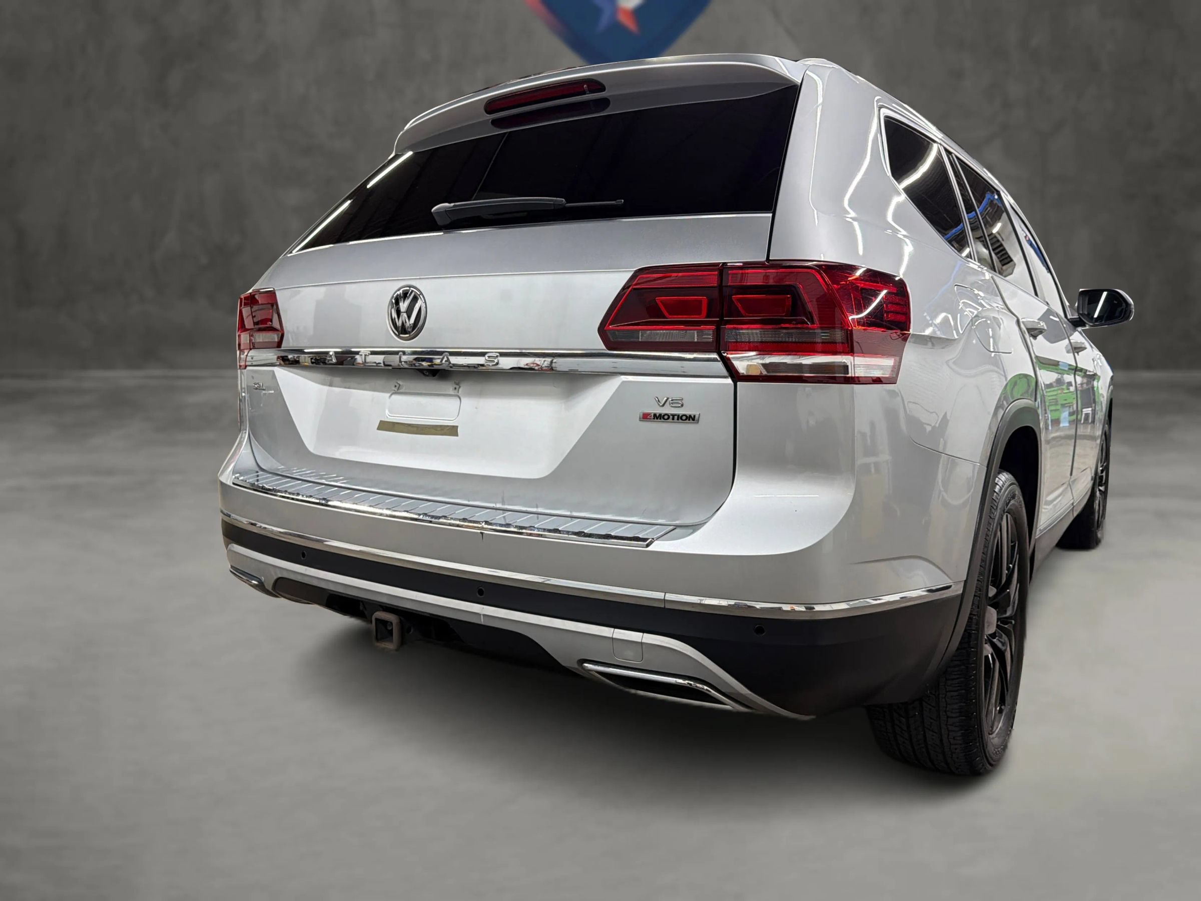 Used 2018 Volkswagen Atlas SEL AWD/4WD image 46
