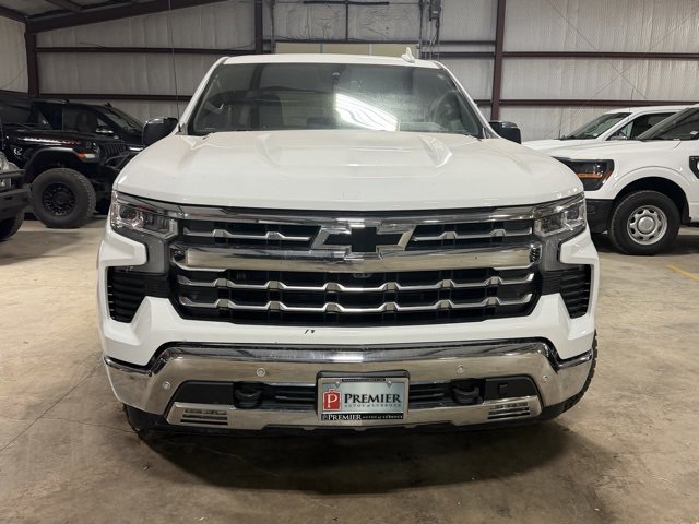 Used 2024 Chevrolet Silverado 1500 LTZ image 2