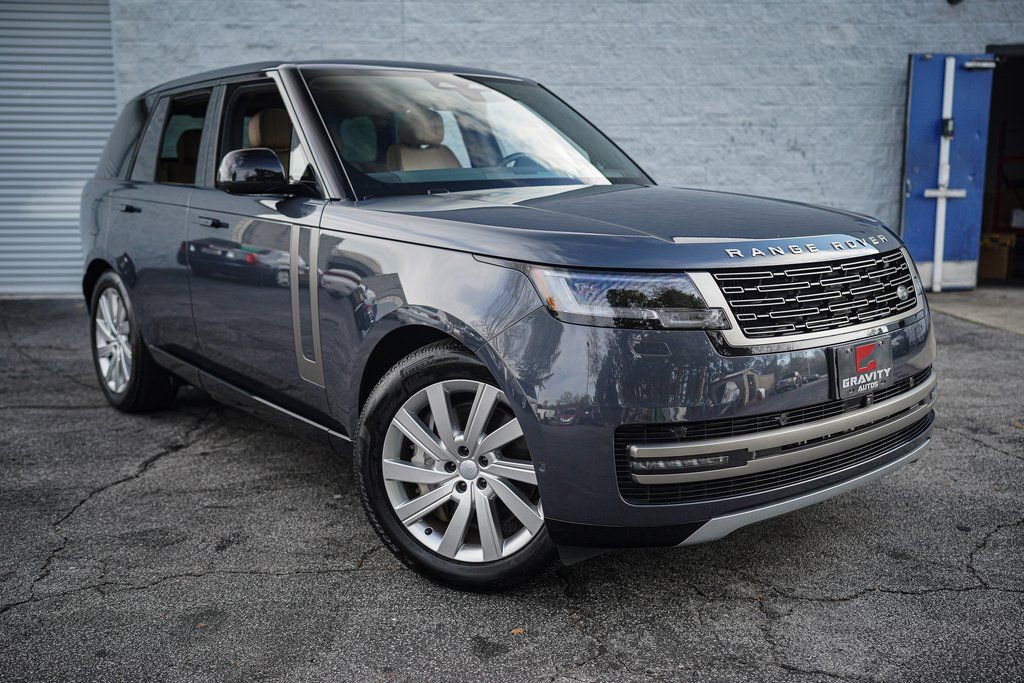 Used 2025 Land Rover Range Rover SE image 7
