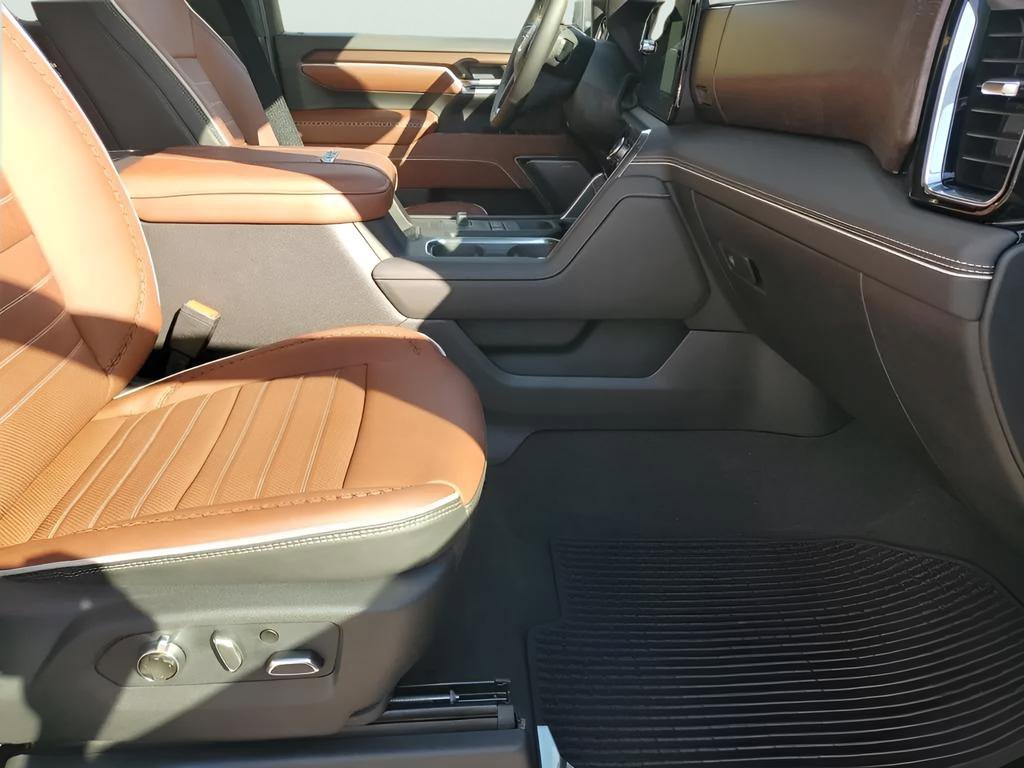 New 2026 GMC Sierra 3500 Denali Ultimate image 23