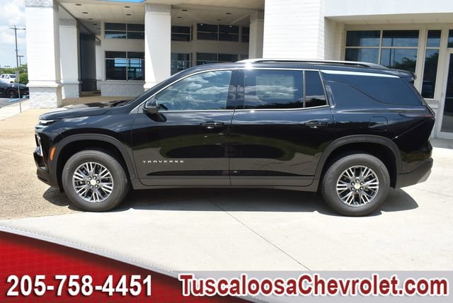 New 2026 Chevrolet Traverse LT w/ LPO, Floor Liner Package FWD image 6