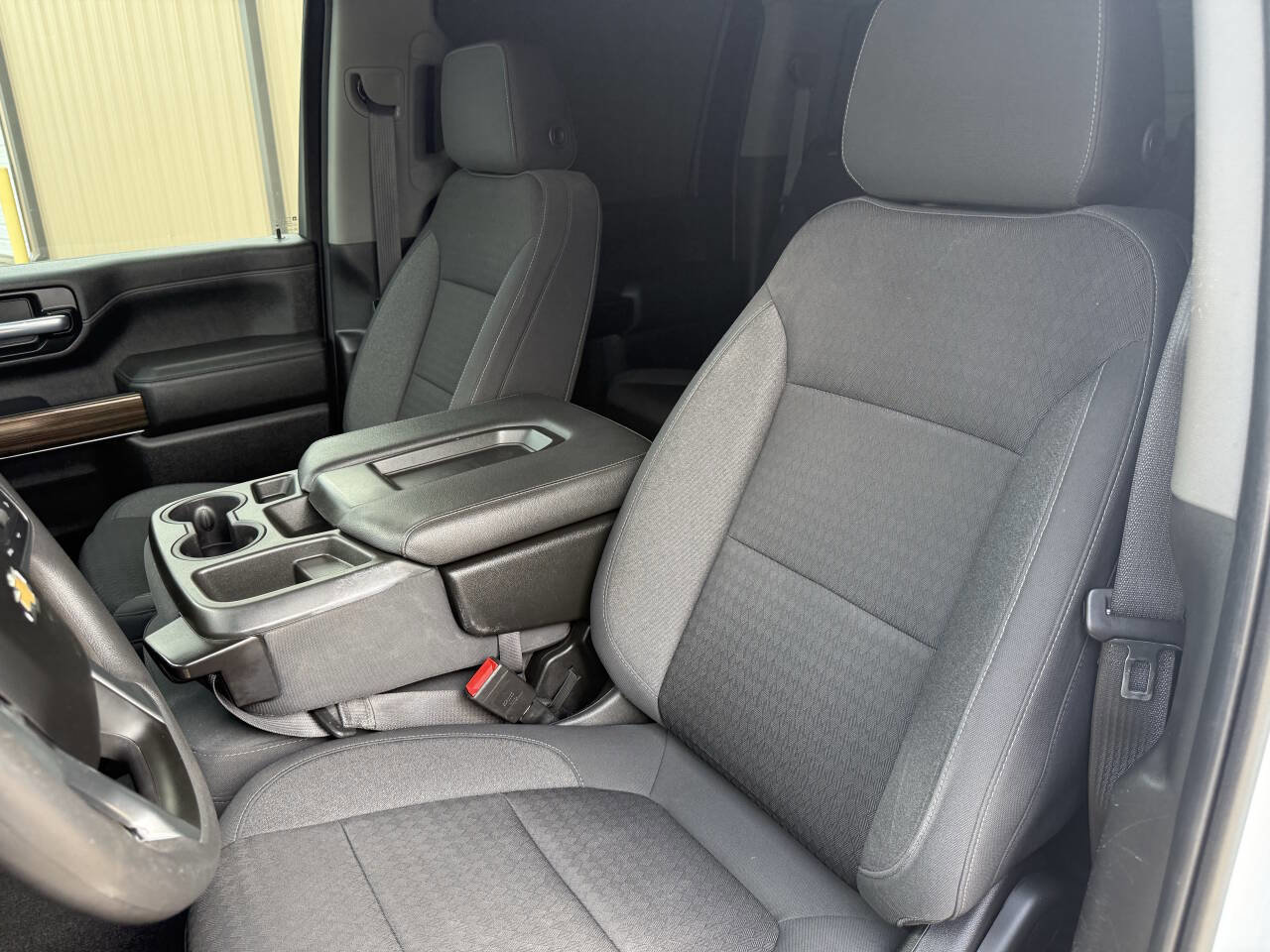 Used 2021 Chevrolet Silverado 2500 LT w/ Z71 Off-Road Package image 14