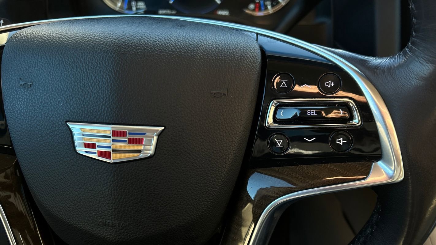 Used 2019 Cadillac Escalade ESV Luxury image 33