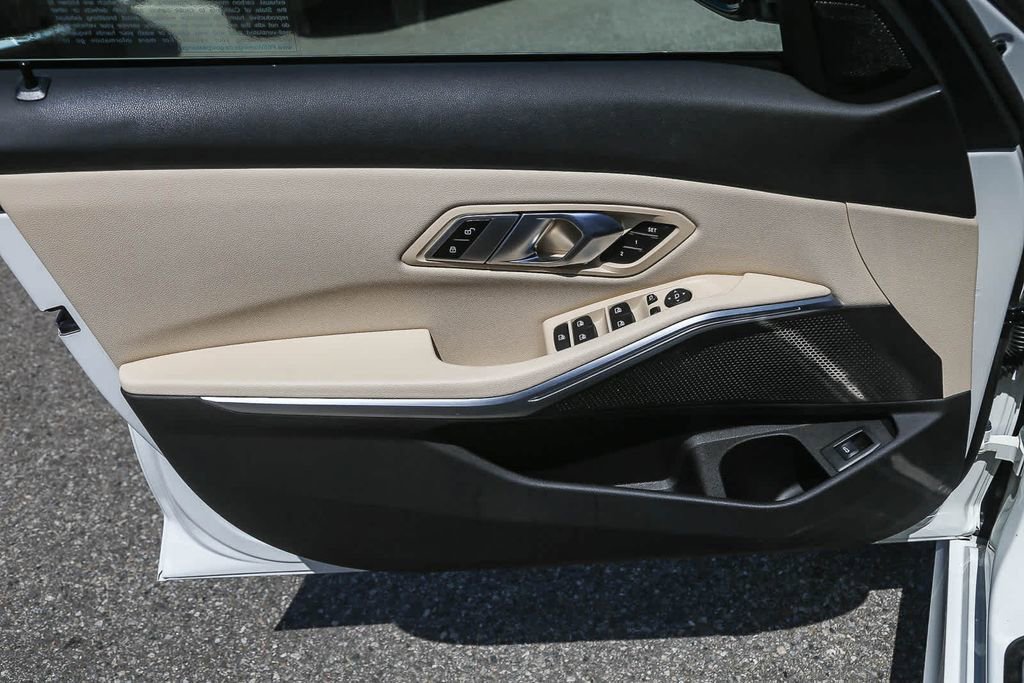 Certified 2023 BMW 330i Sedan w/ M Sport Package image 17
