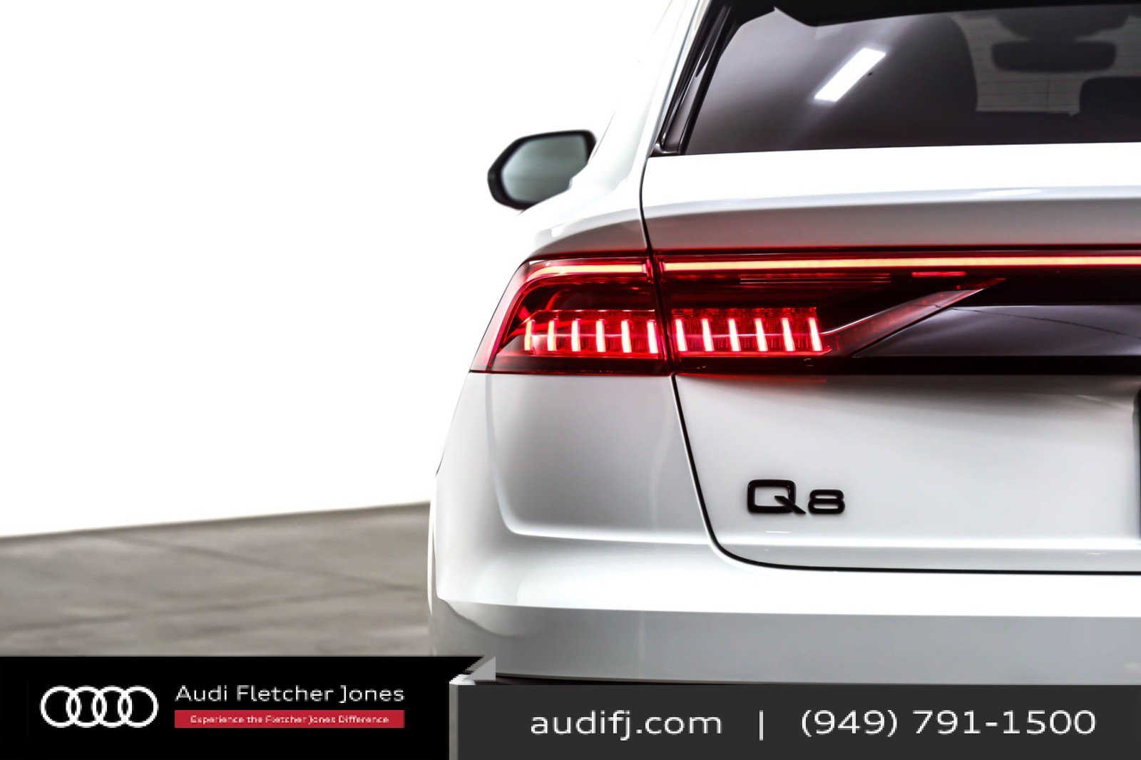 Used 2023 Audi Q8 Prestige w/ Prestige Package image 15