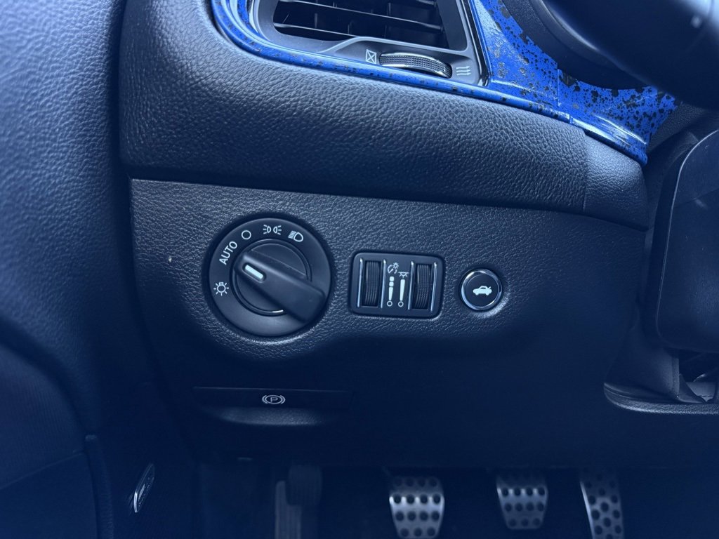 Used 2023 Dodge Challenger R/T w/ Blacktop Package image 13