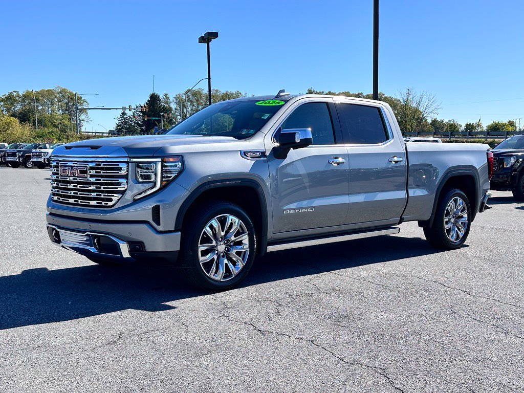 Certified 2025 GMC Sierra 1500 Denali w/ Denali Reserve Package AWD/4WD image 2