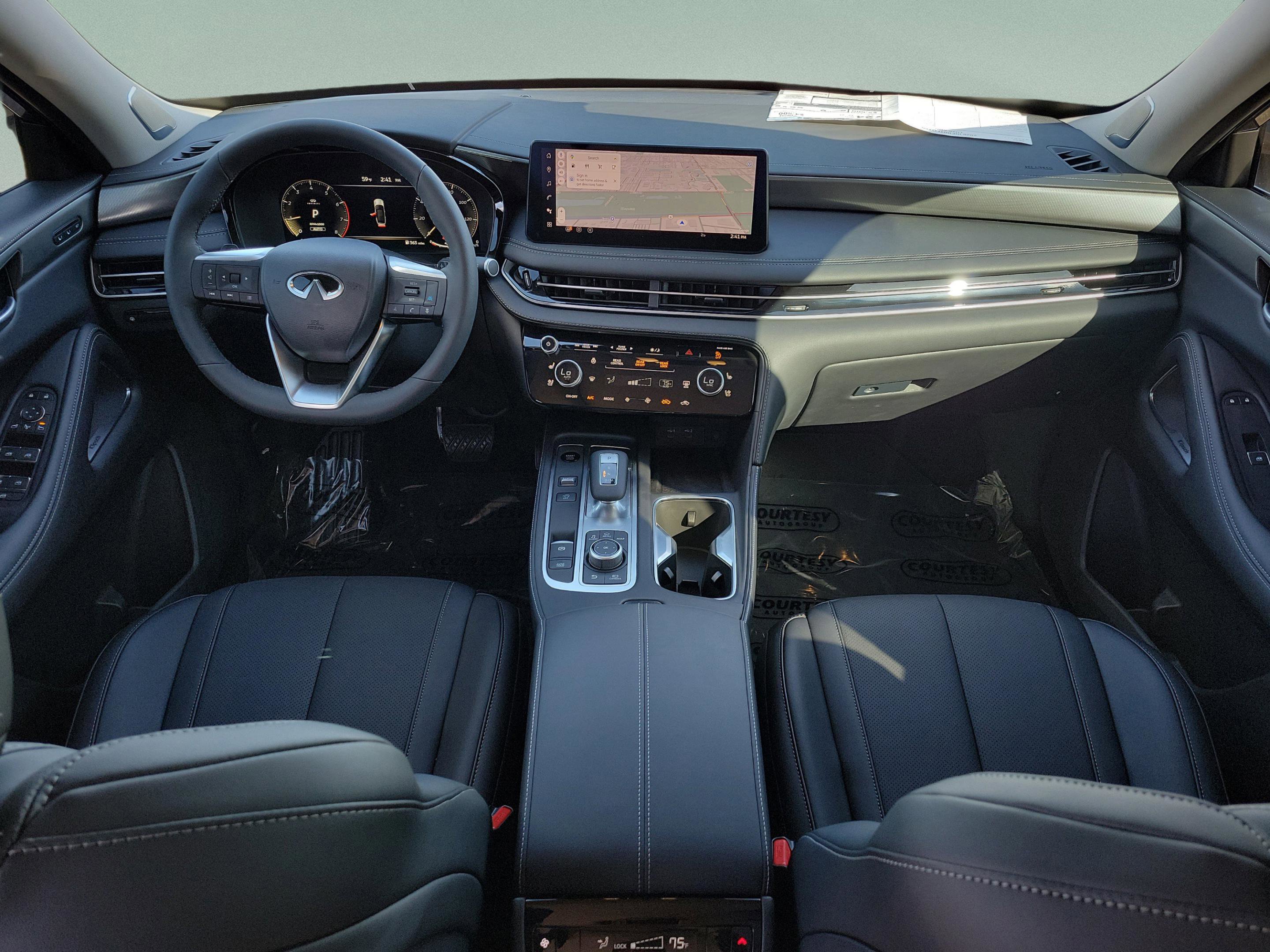 New 2026 INFINITI QX60 Luxe w/ Family Package image 9