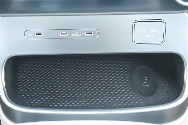 New 2026 Hyundai Ioniq 9 Limited image 16