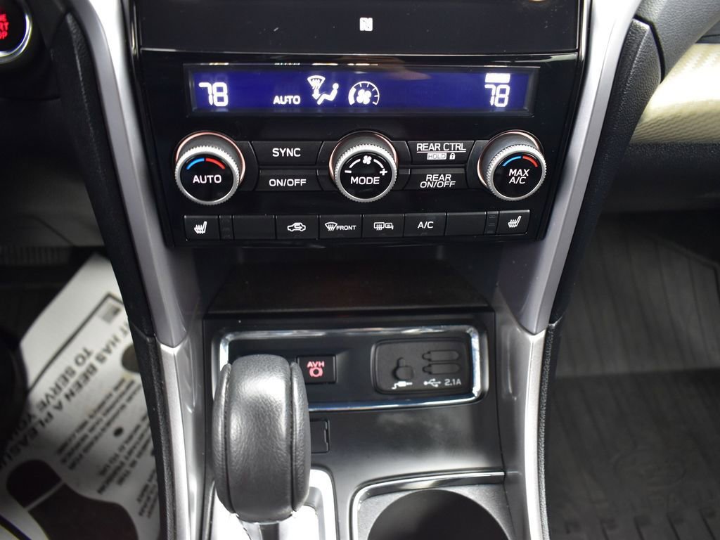 Used 2022 Subaru Ascent Premium w/ Convenience Package image 17