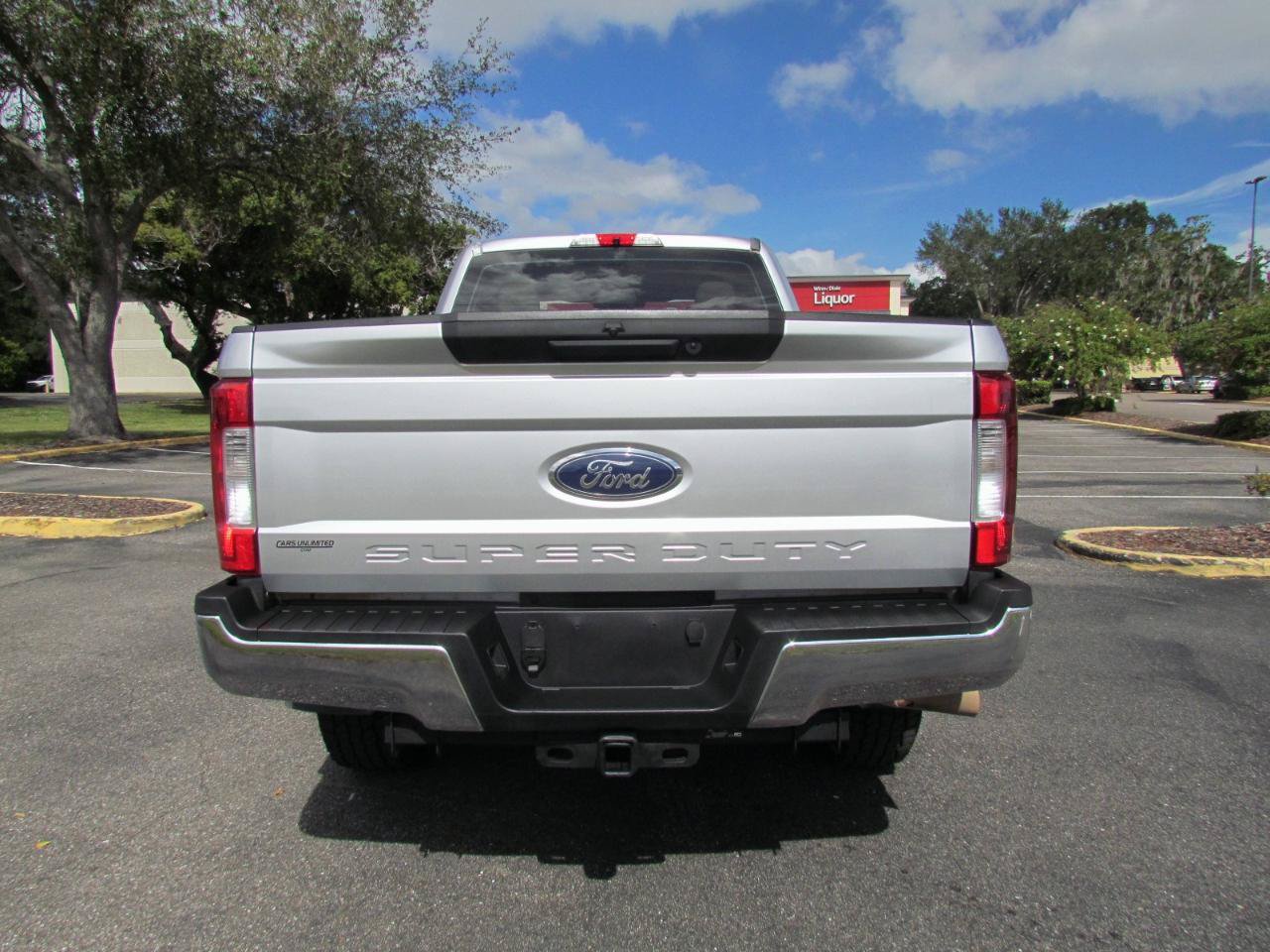 Used 2017 Ford F250 XL w/ STX Appearance Package AWD/4WD image 7