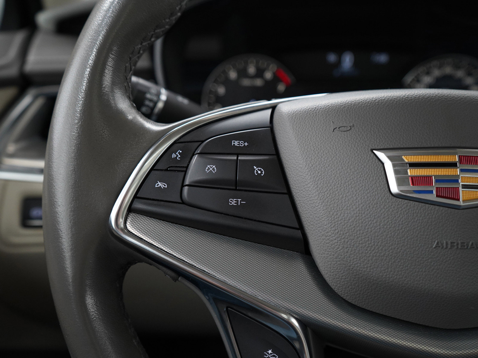 Used 2021 Cadillac XT5 Premium Luxury image 28