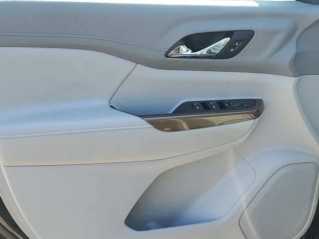 Used 2019 GMC Acadia SLE AWD/4WD image 16