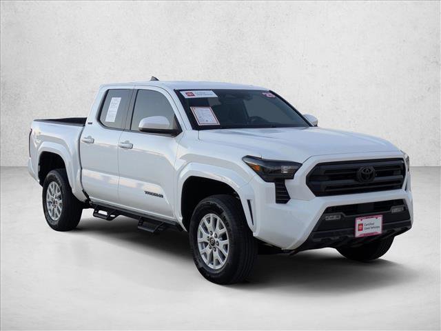 Certified 2025 Toyota Tacoma SR5 image 3