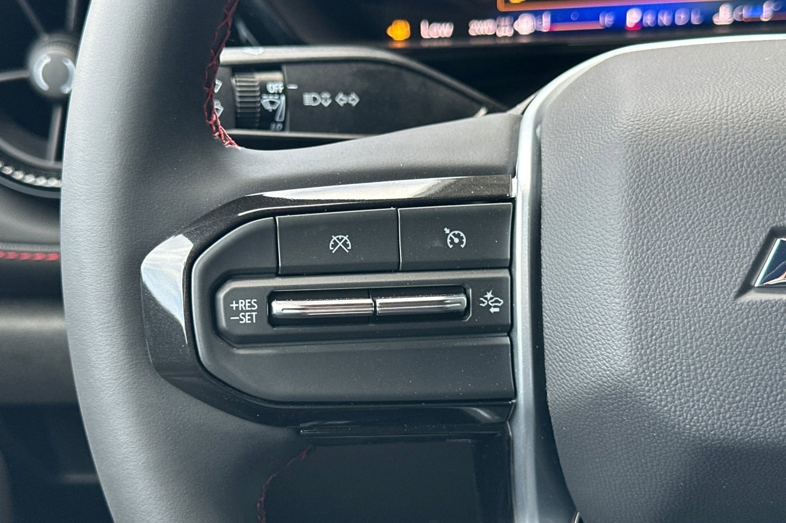 New 2025 Chevrolet Colorado Z71 w/ Midnight Edition image 26