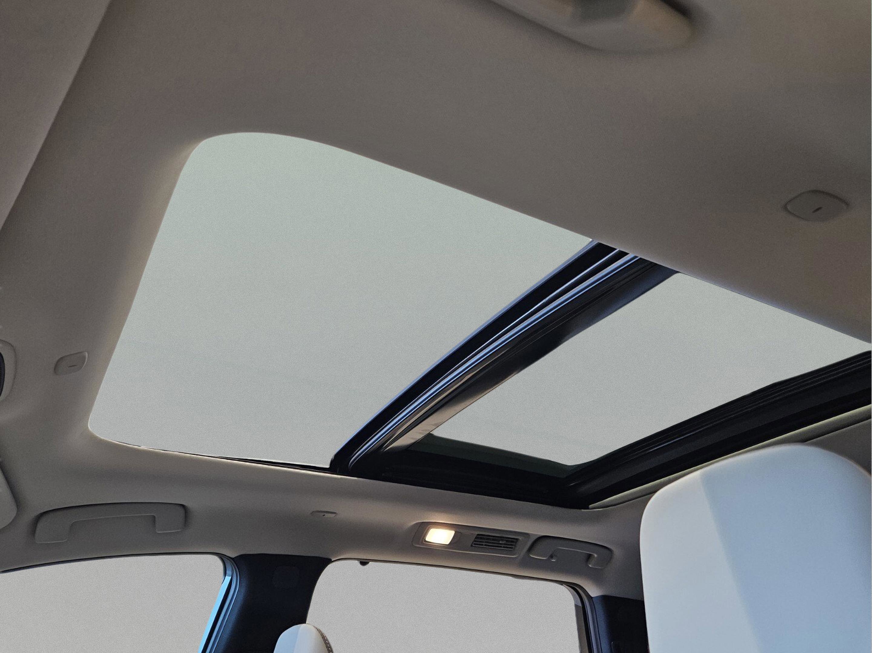 New 2026 INFINITI QX60 Luxe image 14