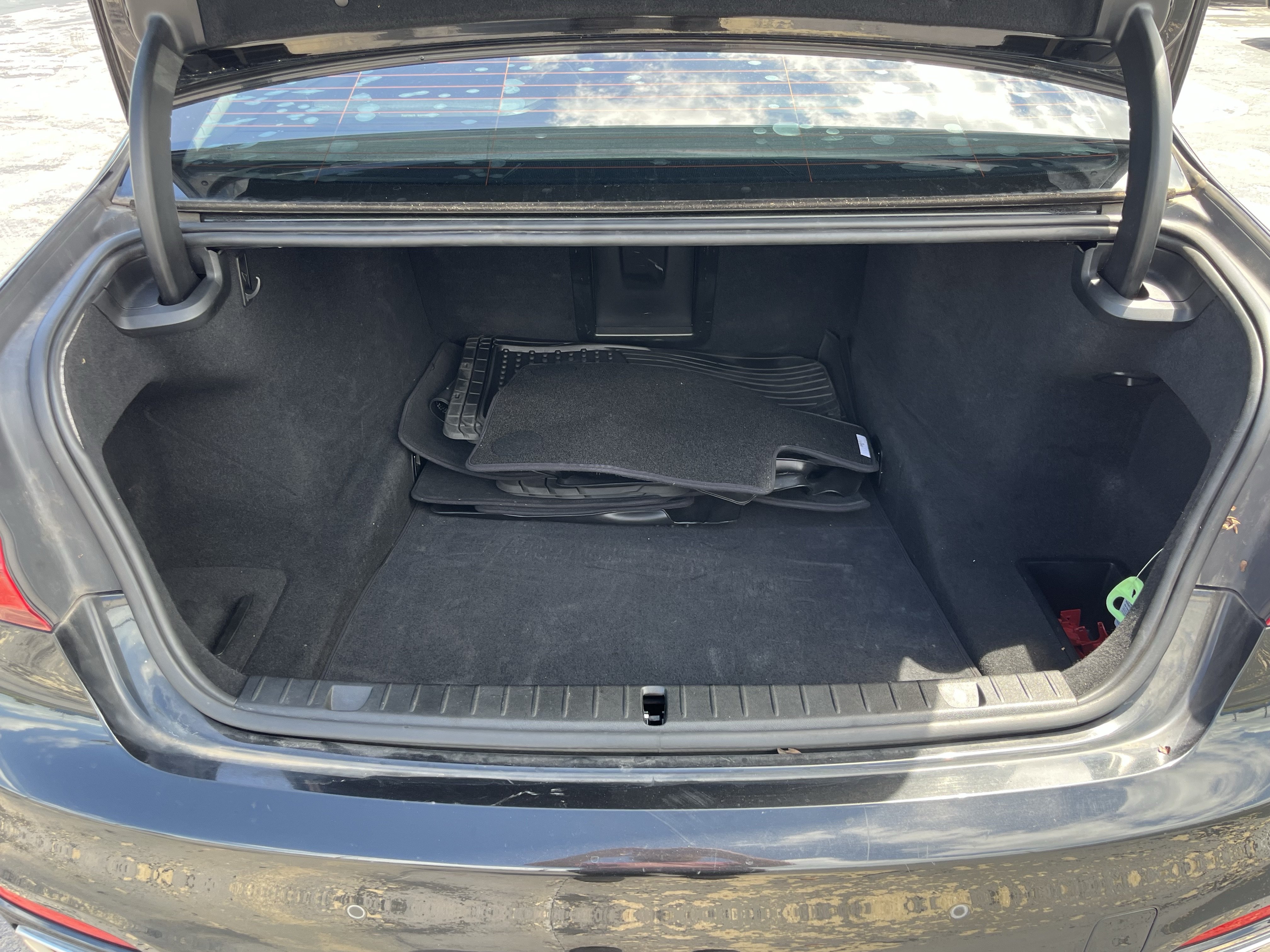 Used 2018 BMW 740i RWD image 16