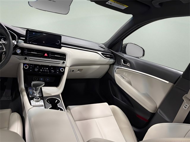 Used 2025 Genesis G70 2.5T image 27