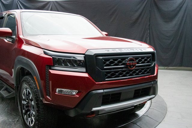 Used 2023 Nissan Frontier PRO-4X w/ Pro Convenience Package image 3