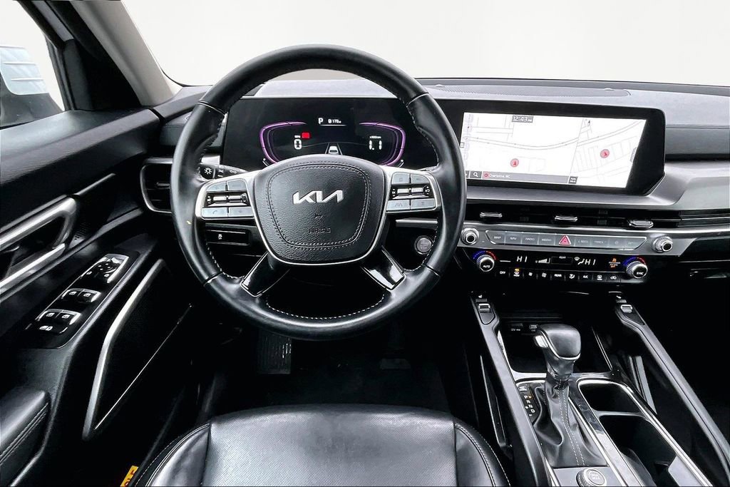 Used 2024 Kia Telluride S image 9