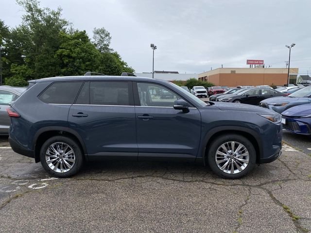 New 2026 Toyota Grand Highlander AWD image 2