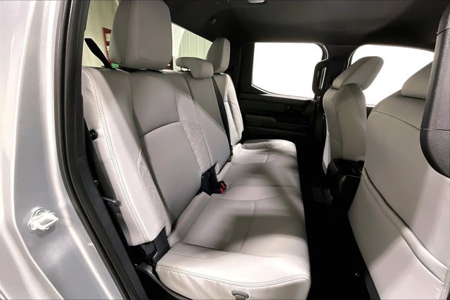 Certified 2024 Toyota Tacoma SR5 AWD/4WD image 27
