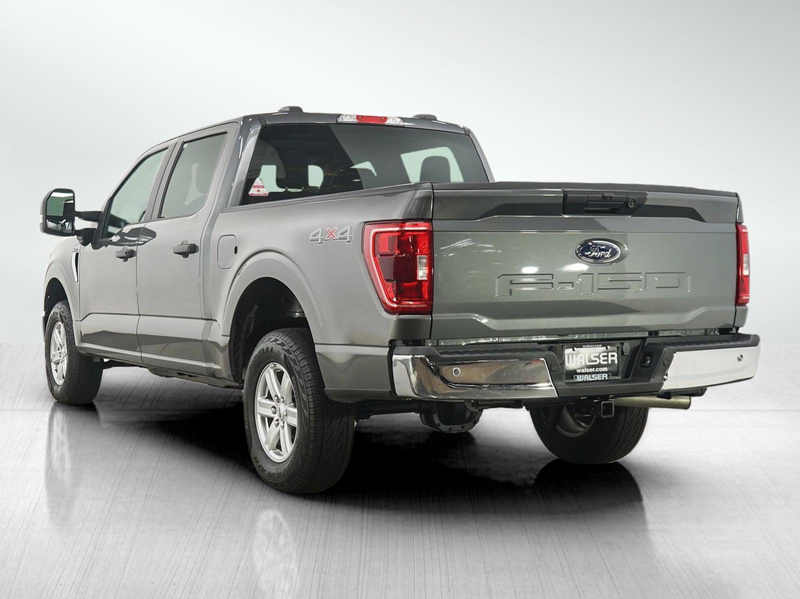 Used 2023 Ford F150 XLT w/ Trailer Tow Package AWD/4WD image 3