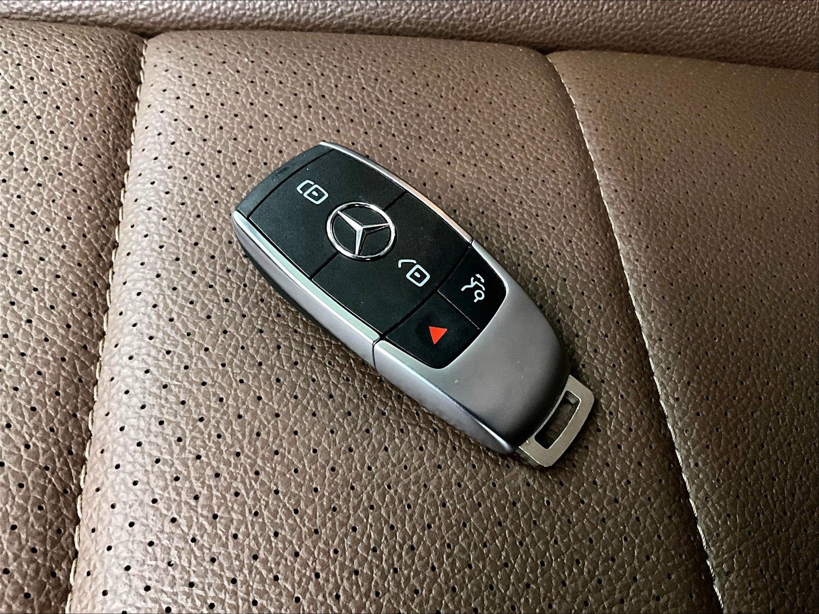 Certified 2024 Mercedes-Benz GLE 350 4MATIC image 12