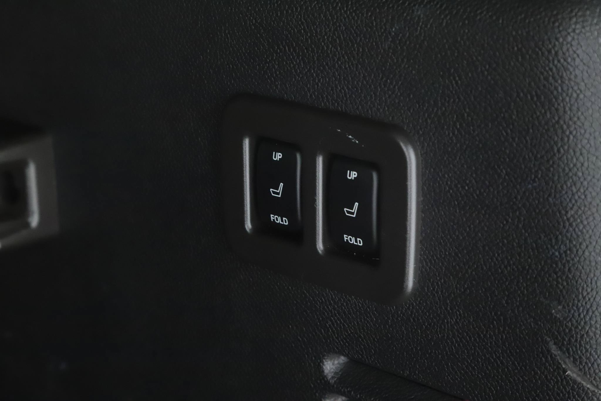 Used 2013 Ford Expedition EL Limited AWD/4WD image 21