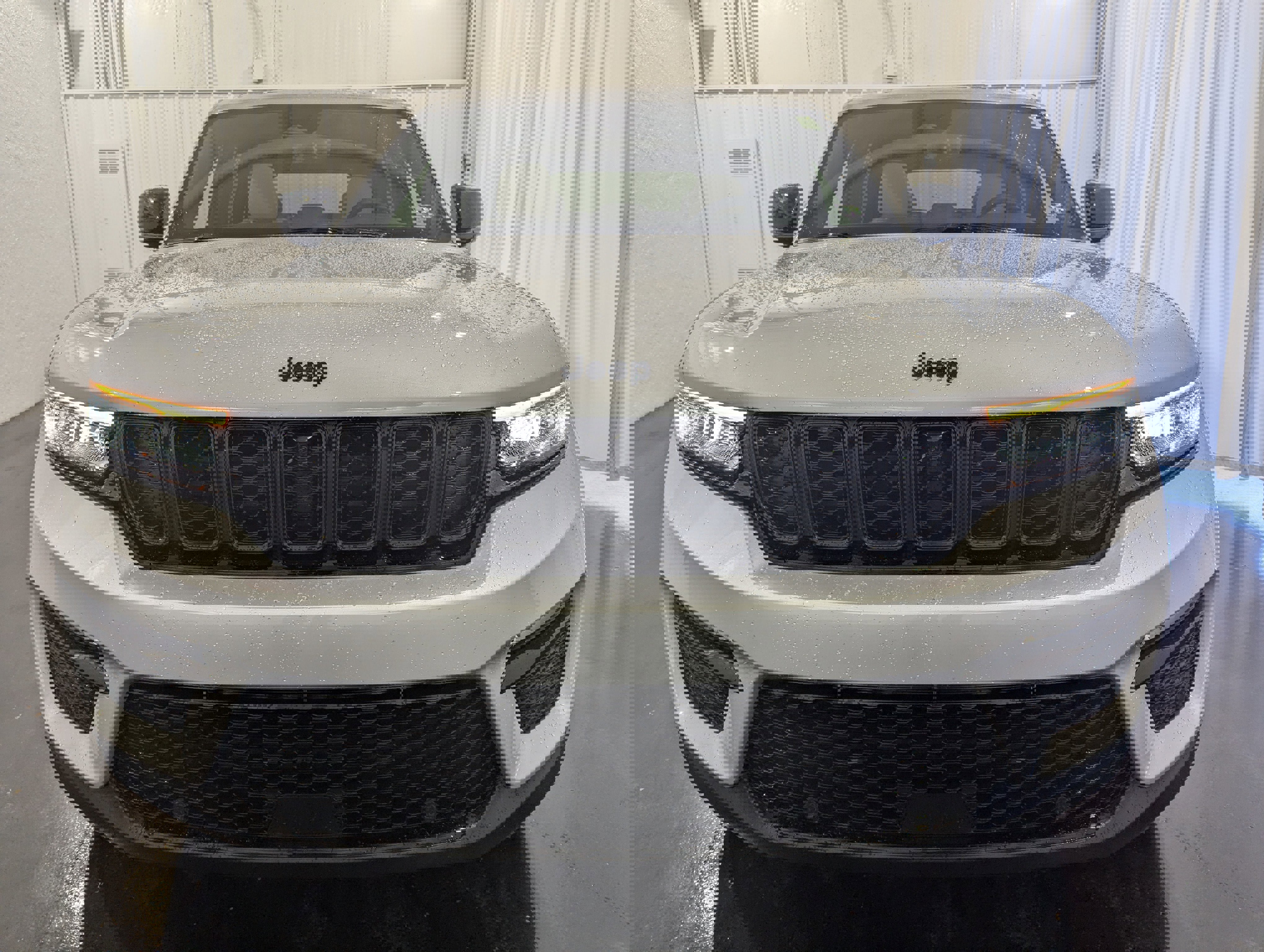 New 2025 Jeep Grand Cherokee Limited image 4